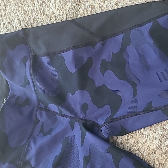 Calvin Klein Blue and Black Leggings - Picture 3 of 7